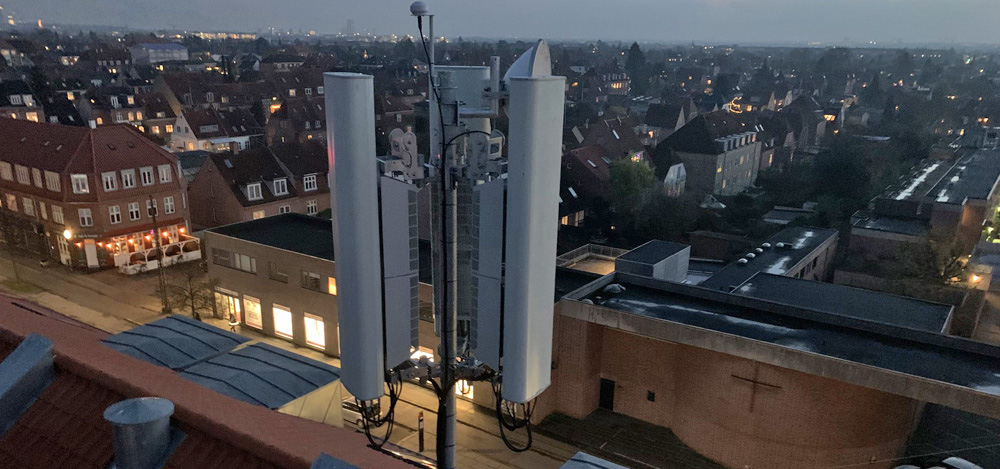Wireless telecommunications tower