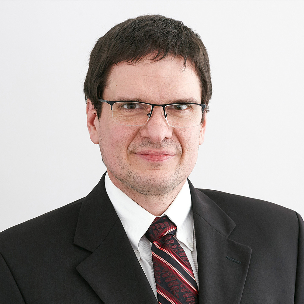 Headshot of Greg Yearwood